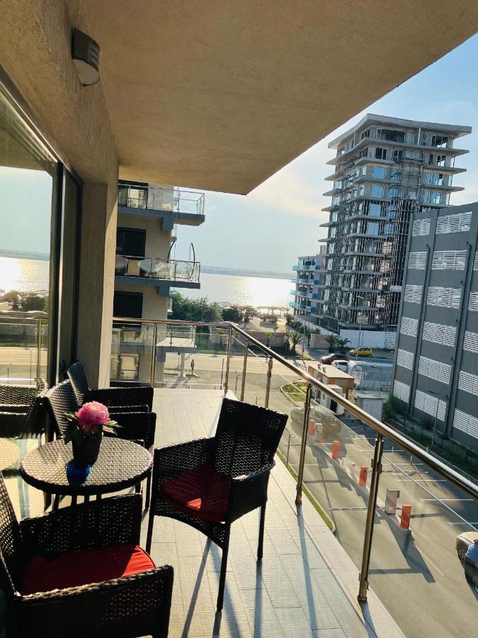 Sea Breeze Apartments Mamaia Nord De Silva Exterior photo