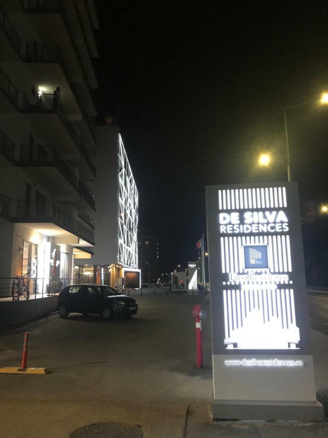 Sea Breeze Apartments Mamaia Nord De Silva Exterior photo