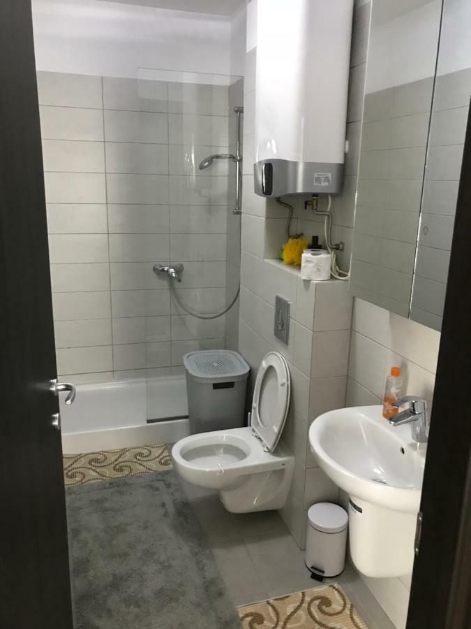 Sea Breeze Apartments Mamaia Nord De Silva Exterior photo